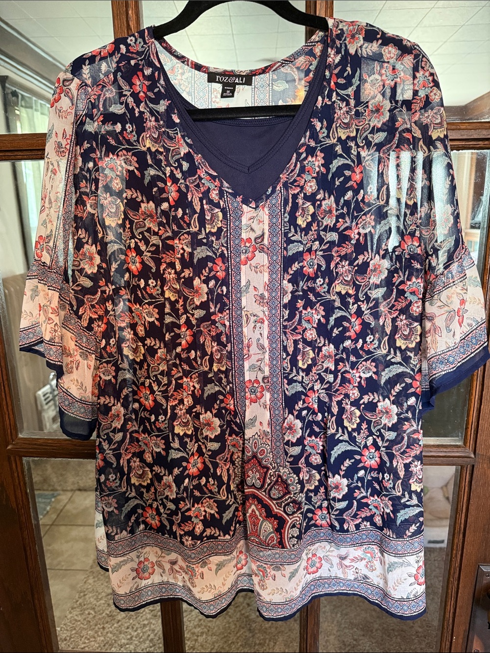 Roz & Ali Navy Floral Paisley Bell Sleeve Blouse Layered V-Neck Top 1X Bohemian